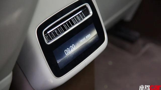 9 CAR REVIEWS温情巨舰——试驾腾势 N(图9)